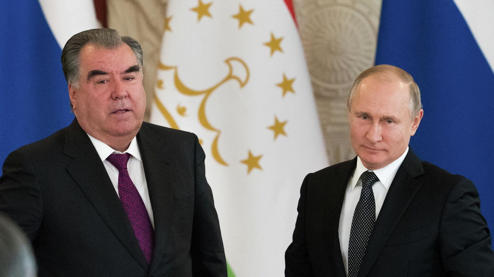 Putin terror aktı ilə bağlı verilən başsağlığına görə Tacikistan prezidentinə TƏŞƏKKÜR ETDİ