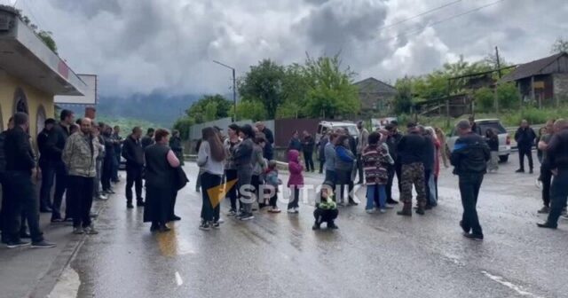 Ermənilər Ermənistan-Gürcüstan dövlətlərarası yolu BAĞLADILAR – VİDEO