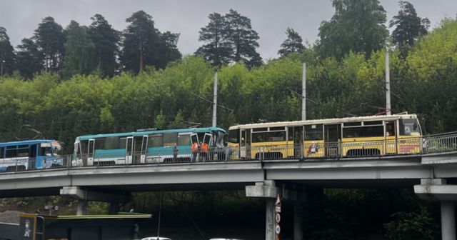 Rusiyada tramvaylar toqquşub, 1 nəfər ölüb, 90-dan çox adam yaralanıb