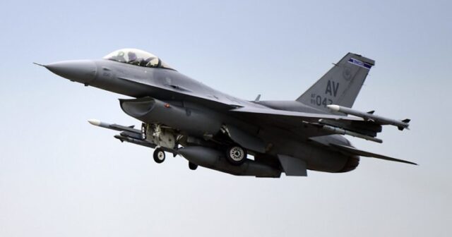 Danimarka F-16 üçün ukraynalı pilotlara təlim keçməkdən İMTİNA ETDİ