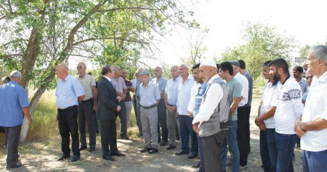 Rafael Hüseynov Rəncbərdə seçicilərlə görüşüb – FOTO