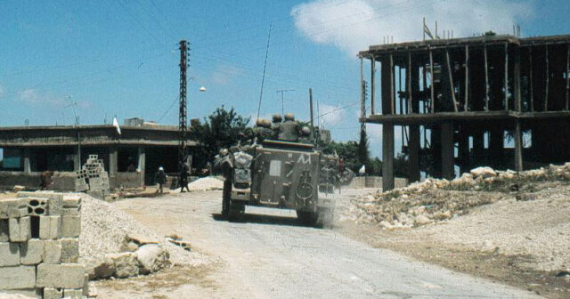 “Hizbullah” Livanın cənubundakı kəndlərin sakinlərindən evlərini tərk etməyi TƏLƏB ETDİ