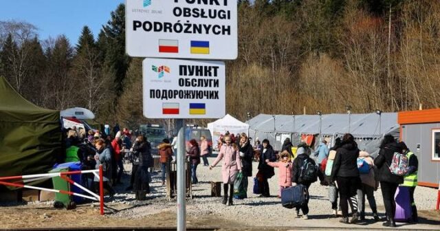 Polşada ukraynalı qaçqınlara qarşı hücum və etirazlar ARTIB