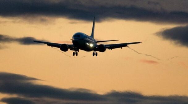 İran üzərində hava məkanının bağlanması səbəbindən bir neçə təyyarə Bakı Aeroportuna enib