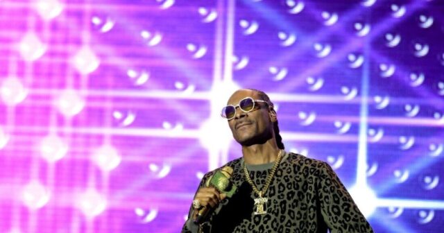 Məşhur reper Snoop Dogg ermənilərdən aldığı qonorarı QAYTARDI