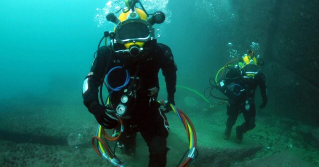 Köpək balıqları iki rusiyalı turisti PARÇALADI – FOTO