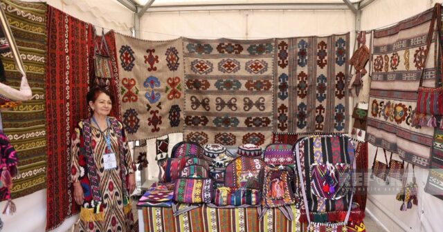 Azərbaycanda ilk dəfə keçirilən Beynəlxalq Xalça Festivalının açılışı olub