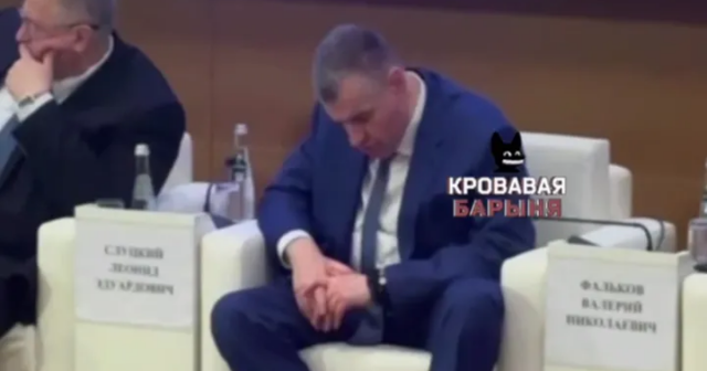 LDPR lideri Beynəlxalq İqtisadi Forumda YUXUYA GETDİ – VİDEO