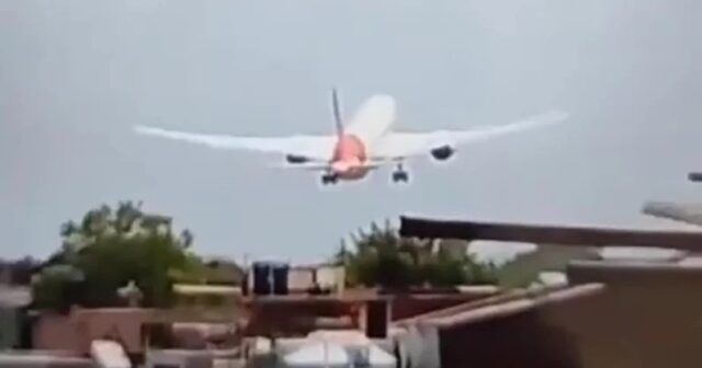Hindistan “Boeing” təyyarəsinin qəzasında təxribat versiyasını NƏZƏRDƏN KEÇİRİR