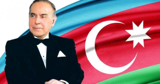 Azərbaycanı müstəqilliyə aparan qüdrətli LİDER – Tənzilə Rüstəmxanlı yazır