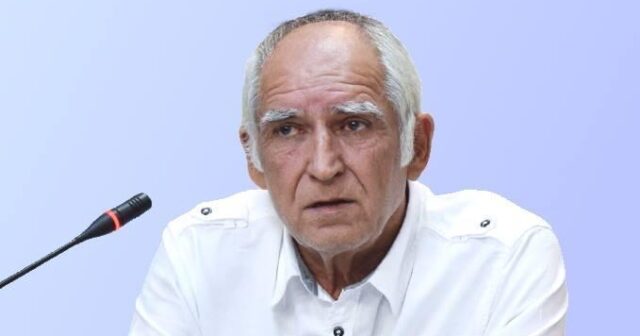 Təhsil eksperti Nadir İsrafilov vəfat edib