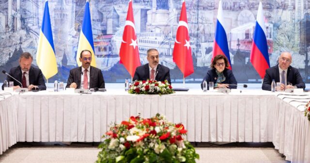 Rusiya-Ukrayna danışıqları: Konfliktin bitməsi üçün liderlər danışmalıdır – ŞƏRH
