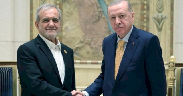 Ərdoğan və Pezeşkian telefonla danışıb, Türkiyənin vasitəçiliyi müzakirə olunub