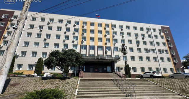 Rusiyada məhkəmə binasına dron HÜCUMU – Yaralanan var – FOTO