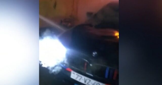 Bakıda BMW yanıb