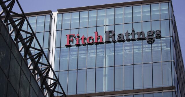 “Fitch” bu il Azərbaycanda büdcə kəsiri ilə bağlı proqnozunu açıqlayıb