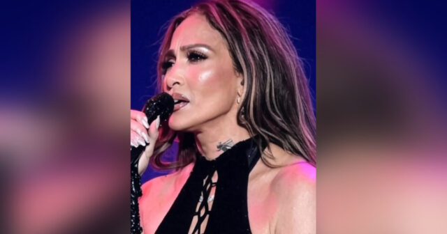 Cennifer Lopezin konsertində gözlənilməz “QONAQ” – VİDEO