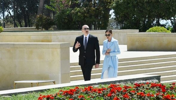Prezident İlham Əliyev və birinci xanım Mehriban Əliyeva Gəncə şəhərində olublar