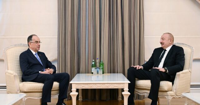 İlham Əliyev Albaniya Prezidentini Vaşinqton görüşü barədə məlumatlandırıb