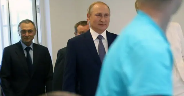 ABŞ Putinin dostunun 260 milyon avroluq yaxtasını HƏRRACA ÇIXARDI – FOTO