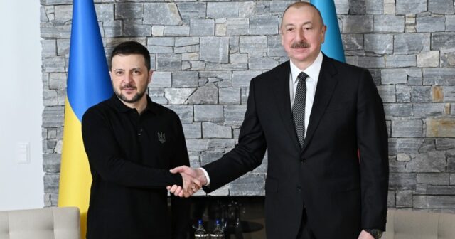 Prezident İlham Əliyev Volodimir Zelenskini təbrik edib