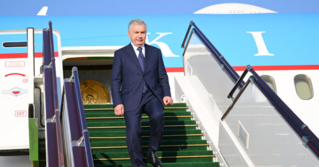 Özbəkistan Prezidenti Azərbaycanda səfərdədir