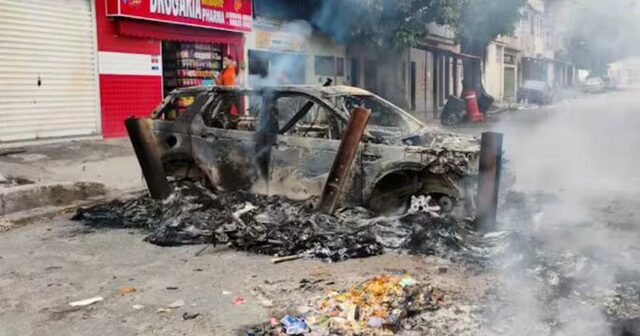 Braziliyada MÜHARİBƏ BAŞLADI: Narkokartellər hökumət qüvvələri ilə TOQQUŞDU – VİDEO Braziliyada MÜHARİBƏ BAŞLADI: Narkokartellər hökumət qüvvələri ilə TOQQUŞDU – VİDEO