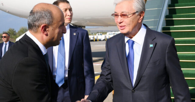 Kasım-Jomart Tokayev Azərbaycana səfərə gəlib