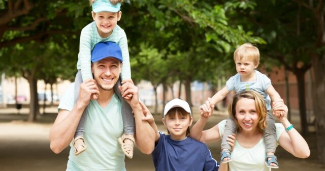 Çoxuşaqlı analara 6 375 manat MÜKAFAT VERİLƏCƏK