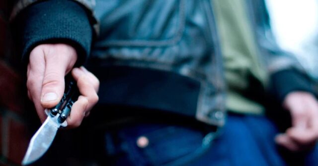 Kişi səfərbərlikdən möhlət almaq üçün öz uşaqlarını GİROV GÖTÜRDÜ – VİDEO