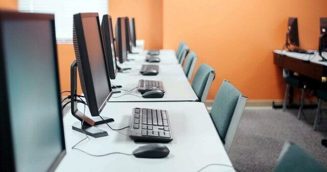 Dünyada kütləvi ixtisarlara START VERİLDİ: Minlərlə işçi işdən çıxarılır – FOTO