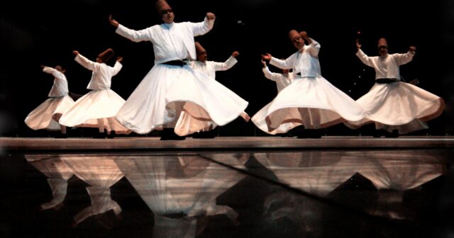 Mənəvi Səyahət: Konyada Şəb-i Arus mərasimləri – FOTOLAR Mənəvi Səyahət: Konyada Şəb-i Arus mərasimləri – FOTOLAR