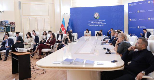 Rəqabət Məcəlləsində nəzərdə tutulan tələblərə dair maarifləndirici görüş keçirilib – FOTOLAR Rəqabət Məcəlləsində nəzərdə tutulan tələblərə dair maarifləndirici görüş keçirilib – FOTOLAR