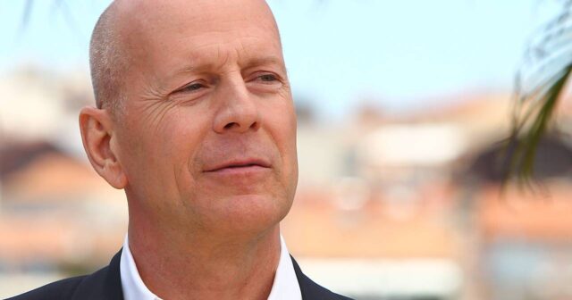 Hollivud ulduzunun səhhəti AĞIRLAŞIR – Aktyor baxıcısız GƏZƏ BİLMİR – FOTO Hollivud ulduzunun səhhəti AĞIRLAŞIR – Aktyor baxıcısız GƏZƏ BİLMİR – FOTO