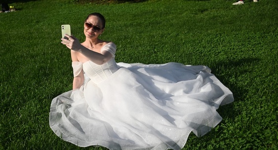 Toya 2 saat qalmış ŞOK HADİSƏ: “TikTok” videosu çəkən gəlin qolunu SINDIRDI – FOTO/VİDEO