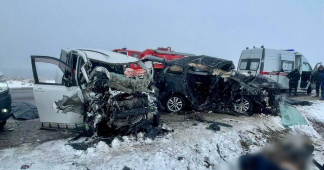 Tuvada AĞIR QƏZA: 5 ölü, 5 yaralı – VİDEO Tuvada AĞIR QƏZA: 5 ölü, 5 yaralı – VİDEO