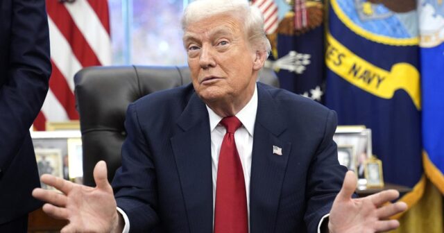 Tramp sülh planından son anda xəbər tutub – “Bloomberg”