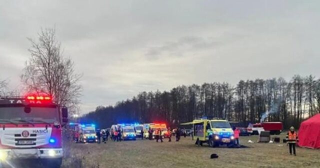 Çexiyada iki qatar toqquşdu – 40-dan çox insan xəsarət alıb