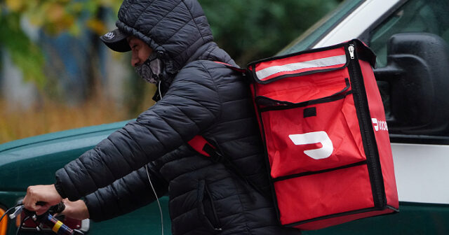 Dəhşətli QƏTL: Kuryer kimi gələn quldurlar bütöv bir ailəni MƏHV ETDİ – FOTO/VİDEO