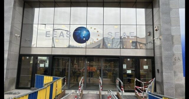 Belçika polisi Aİ-nin diplomatik xidmətinin qərargahında AXTARIŞ APARIR