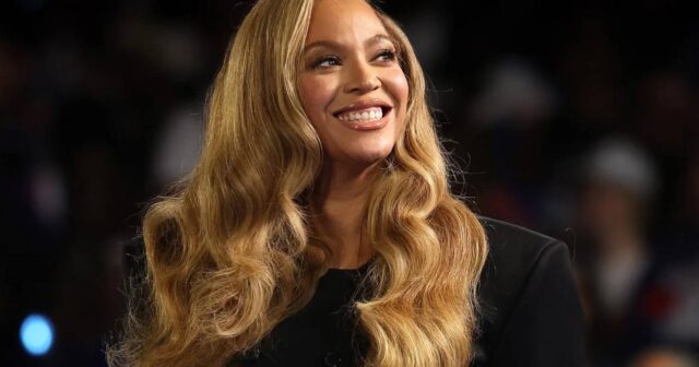 “Forbes”: Beyons rəsmən milyarderdir “Forbes”: Beyons rəsmən milyarderdir