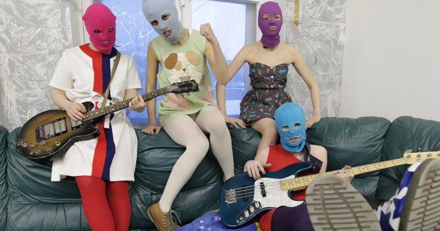 “Pussy Riot” üzvlərinə qarşı SƏRT ADDIM – Fəaliyyəti QADAĞAN EDİLDİ “Pussy Riot” üzvlərinə qarşı SƏRT ADDIM – Fəaliyyəti QADAĞAN EDİLDİ