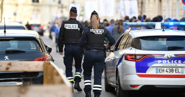 Kuryerdən 160 min avroluq SOYĞUN: Nadir sapfir OĞURLANDI – FOTO