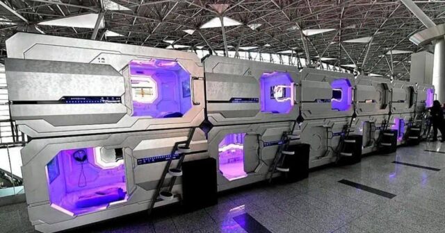 Hava limanında QORXULU ANLAR – Sərnişin otel otağında KİLİDLƏNDİ