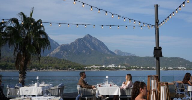 GoTürkiye üçüncü mini-serialını təqdim etdi: “Hidden Lover” – FOTO