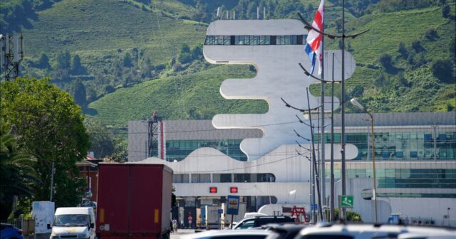 Gürcüstandan Türkiyəyə gizli keçmək istəyənlər TUTULDU Gürcüstandan Türkiyəyə gizli keçmək istəyənlər TUTULDU