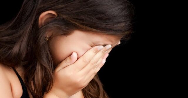 Qəddar ögey ana EDAM EDİLDİ – 12 yaşlı qızı dəhşətli işgəncələrlə ÖLDÜRÜB – FOTO