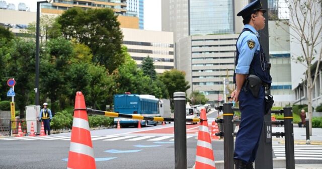 İNANILMAZ SOYĞUN: 5 çamadan dolu 420 milyon yen OĞURLANDI İNANILMAZ SOYĞUN: 5 çamadan dolu 420 milyon yen OĞURLANDI