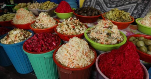 Nəzarətsiz turşular və botulizm riski:: Bazarlardan gələn TƏHLÜKƏ – ŞƏRH Nəzarətsiz turşular və botulizm riski:: Bazarlardan gələn TƏHLÜKƏ – ŞƏRH