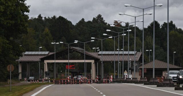 Qonşu ölkədə SƏRT ADDIMLAR – Əcnəbilərin iş tapması ÇƏTİNLƏŞƏCƏK